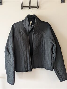 Lululemon Calm Quilted Black Full Zip-Up Jacket Size 10 Women's